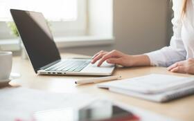 woman on laptop